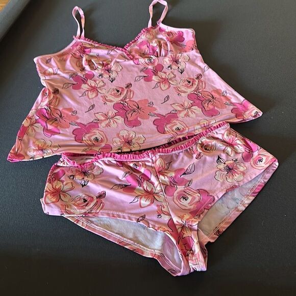 Victorias Secret PINK Sleepwear Set - Picture 6 of 7